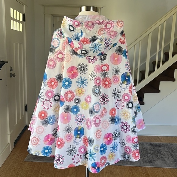 KATE SPADE Saturday Rain Poncho Spirograph Print NWT One Size - Picture 5 of 15
